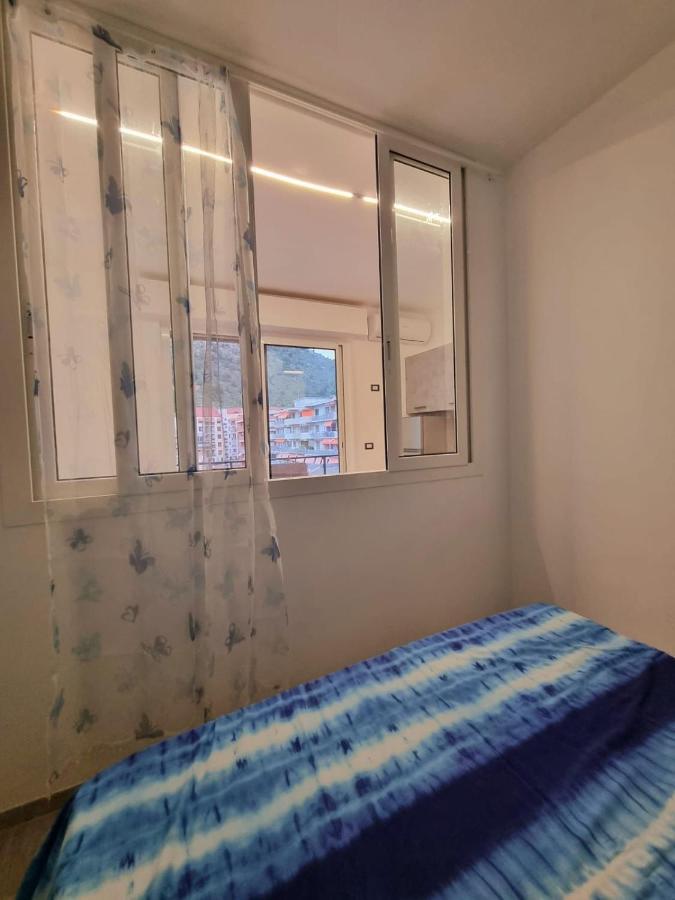 Casa Di Bea Lägenhet Ventimiglia Exteriör bild