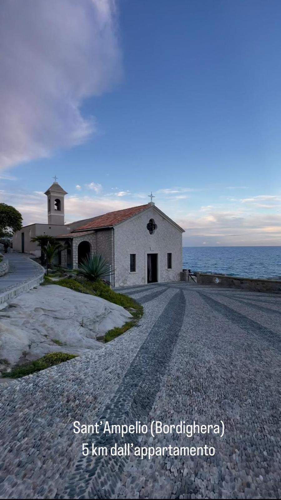 Casa Di Bea Lägenhet Ventimiglia Exteriör bild